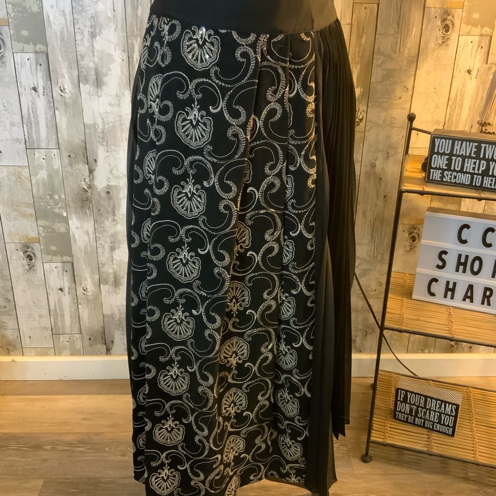 J. Peterman Black And White Sequence Maxi Skirt. … - image 1